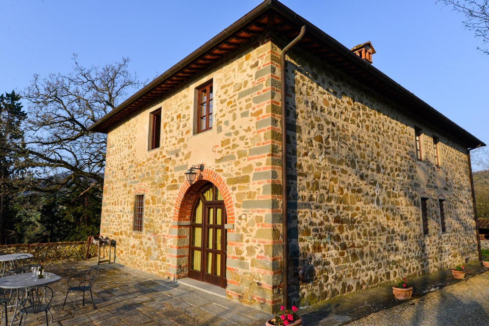 フィリーネ・ヴァルダルノ Palagina La Cascinaヴィラ エクステリア 写真
